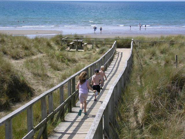 Beach Vista Apartment Three In Barmouth Eksteriør billede