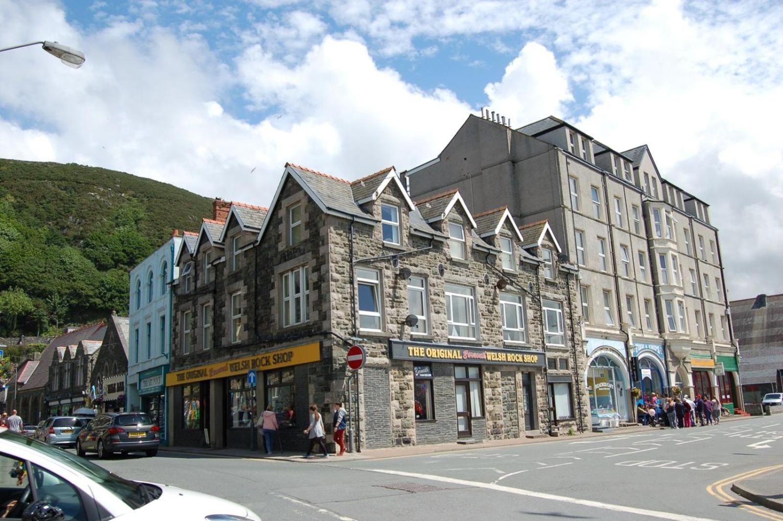 Beach Vista Apartment Three In Barmouth Eksteriør billede
